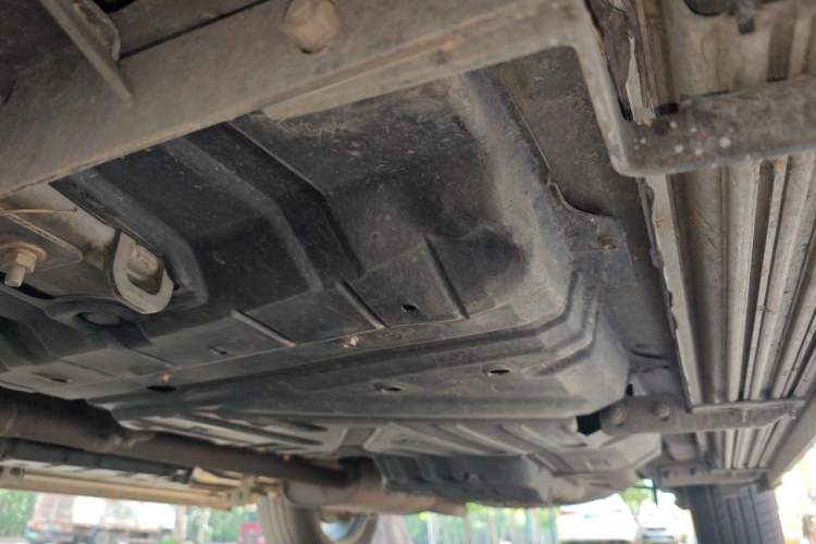 Used Toyota Highlander 2011 2.7L Two-Wheel Drive 7-Seater Luxury Edition Chassis Front Left
