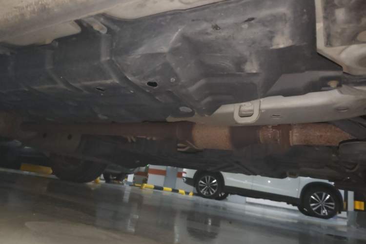 Used Toyota Highlander 2011 2.7L Two-Wheel Drive 7-Seater Luxury Edition Chassis Front Right