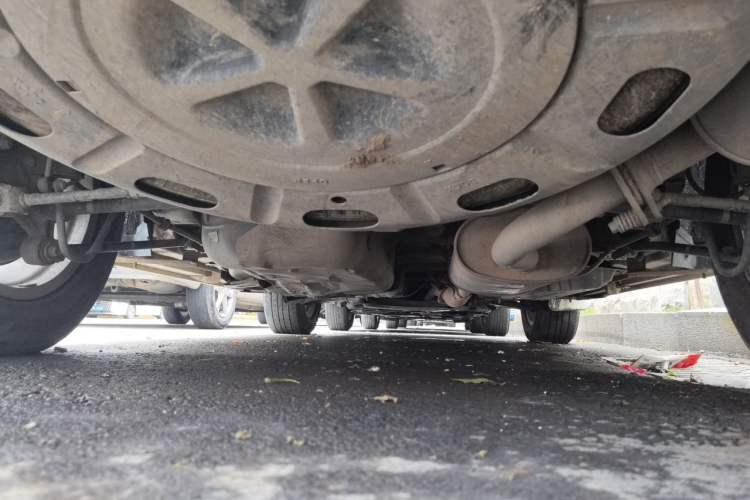 Used Toyota Highlander 2011 2.7L Two-Wheel Drive 5-Seater Elite Edition Chassis Rear