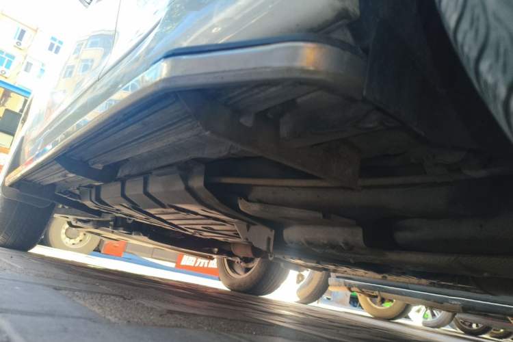 Used Toyota Highlander 2011 2.7L Two-Wheel Drive 5-Seater Sport Edition Chassis Rear Left