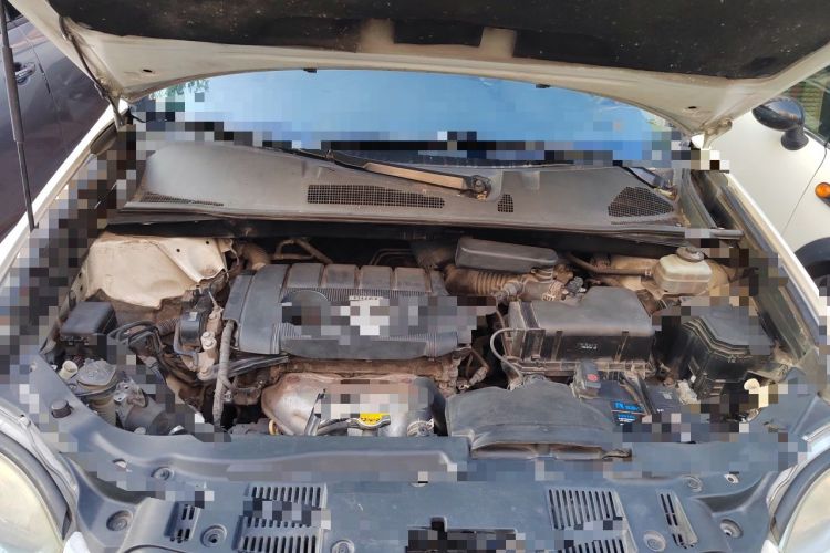 Used Toyota Highlander 2011 2.7L Two-Wheel Drive 7-Seater Luxury Edition Engine Bay