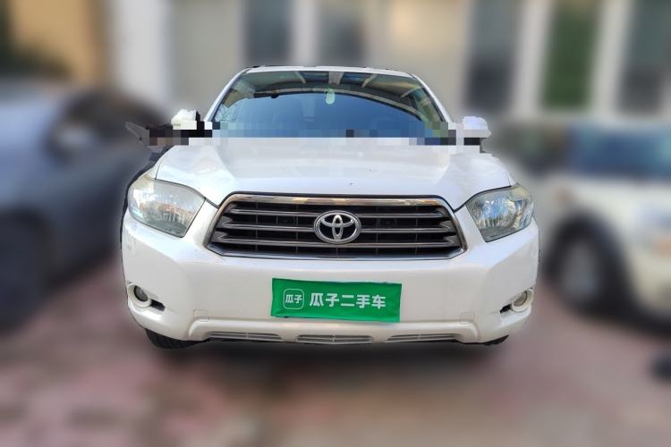 Used Toyota Highlander 2011 2.7L Two-Wheel Drive 7-Seater Luxury Edition Front