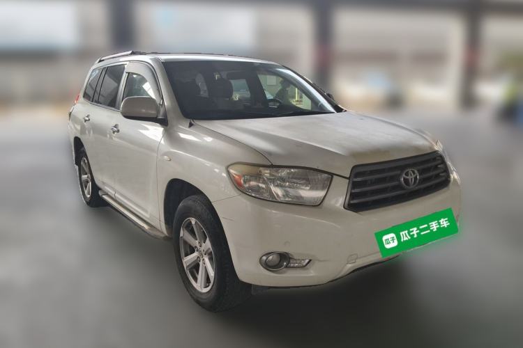 Used Toyota Highlander 2011 2.7L Two-Wheel Drive 7-Seater Elite Edition Front Right 45 Deg