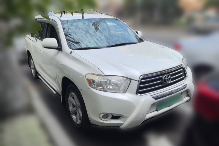 Used Toyota Highlander 2011 2.7L Two-Wheel Drive 5-Seater Elite Edition Front Right 45 Deg