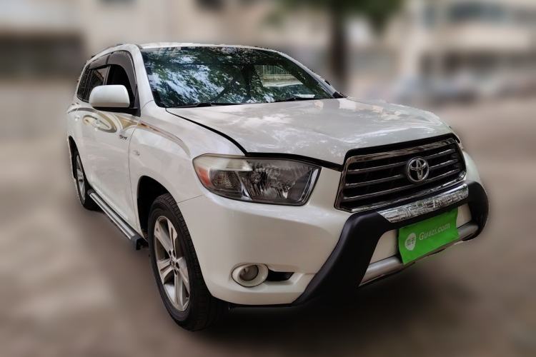 Used Toyota Highlander 2011 2.7L Two-Wheel Drive 5-Seater Sport Edition Front Right 45 Deg