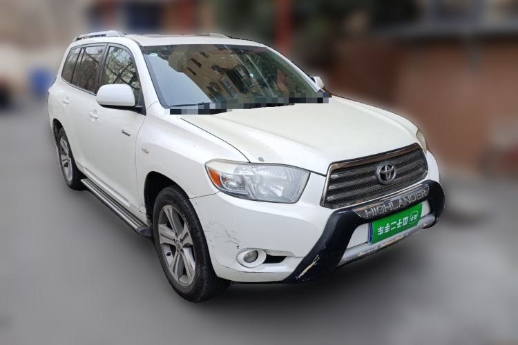 Used Toyota Highlander 2011 2.7L Two-Wheel Drive 7-Seater Luxury Navigation Edition Front Right 45 Deg