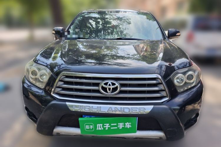 Used Toyota Highlander 2011 2.7L Two-Wheel Drive 7-Seater Luxury Edition Front