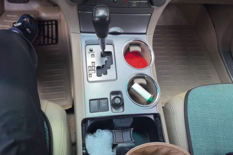 Used Toyota Highlander 2011 2.7L Two-Wheel Drive 5-Seater Elite Edition Gear Lever