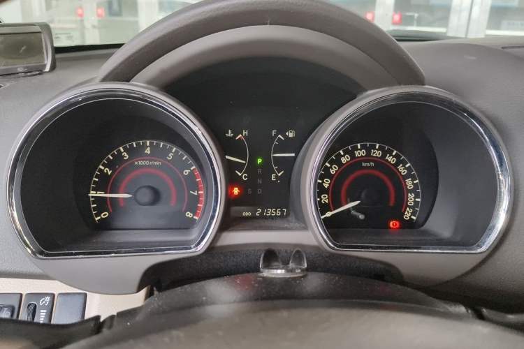 Used Toyota Highlander 2011 2.7L Two-Wheel Drive 7-Seater Elite Edition Instrument Cluster
