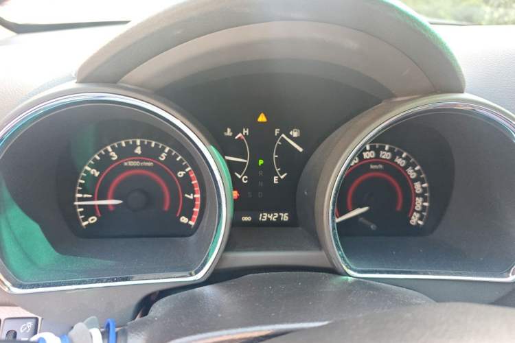 Used Toyota Highlander 2011 2.7L Two-Wheel Drive 7-Seater Supreme Edition Instrument Cluster