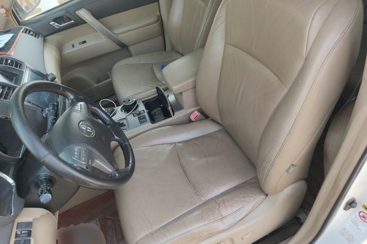Used Toyota Highlander 2011 2.7L Two-Wheel Drive 7-Seater Luxury Edition Left Front Seat
