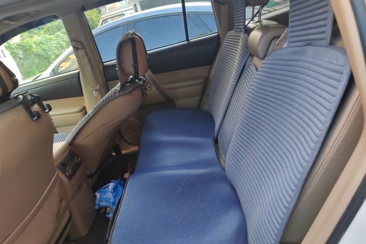 Used Toyota Highlander 2011 2.7L Two-Wheel Drive 7-Seater Luxury Edition Left Rear Seat