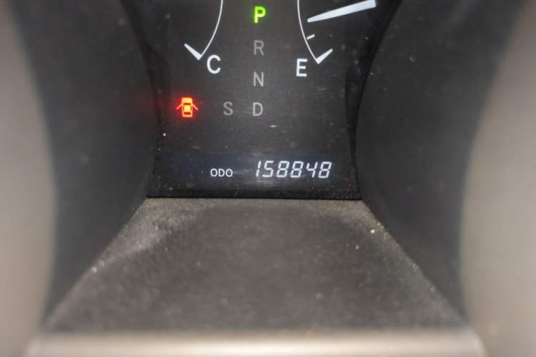 Used Toyota Highlander 2011 2.7L Two-Wheel Drive 7-Seater Luxury Edition Odometer Close Up