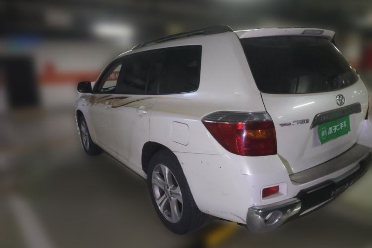 Used Toyota Highlander 2011 2.7L Two-Wheel Drive 7-Seater Luxury Edition Rear Left 45 Deg