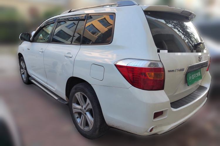 Used Toyota Highlander 2011 2.7L Two-Wheel Drive 7-Seater Luxury Edition Rear Left 45 Deg