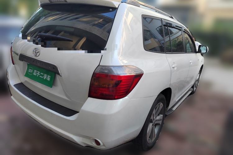 Used Toyota Highlander 2011 2.7L Two-Wheel Drive 7-Seater Luxury Edition Rear Right 45 Deg