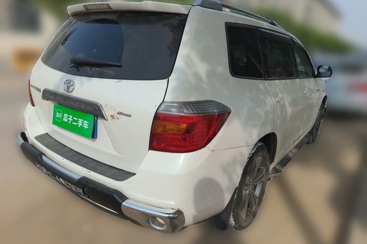 Used Toyota Highlander 2011 2.7L Two-Wheel Drive 7-Seater Luxury Edition Rear Right 45 Deg