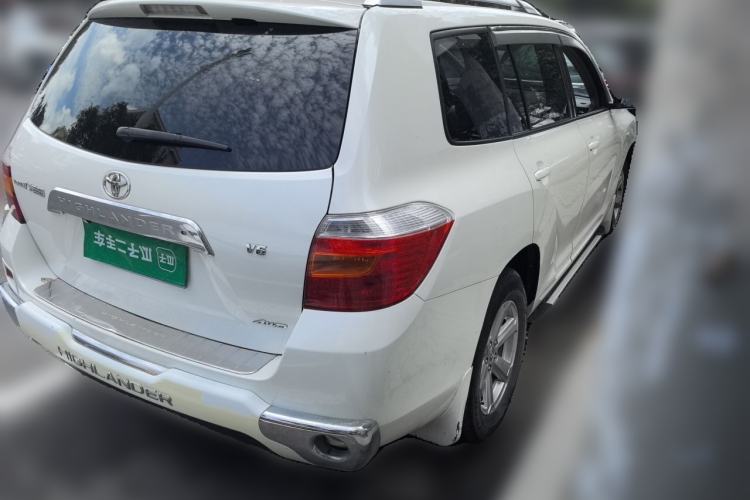 Used Toyota Highlander 2011 2.7L Two-Wheel Drive 5-Seater Elite Edition Rear Right 45 Deg