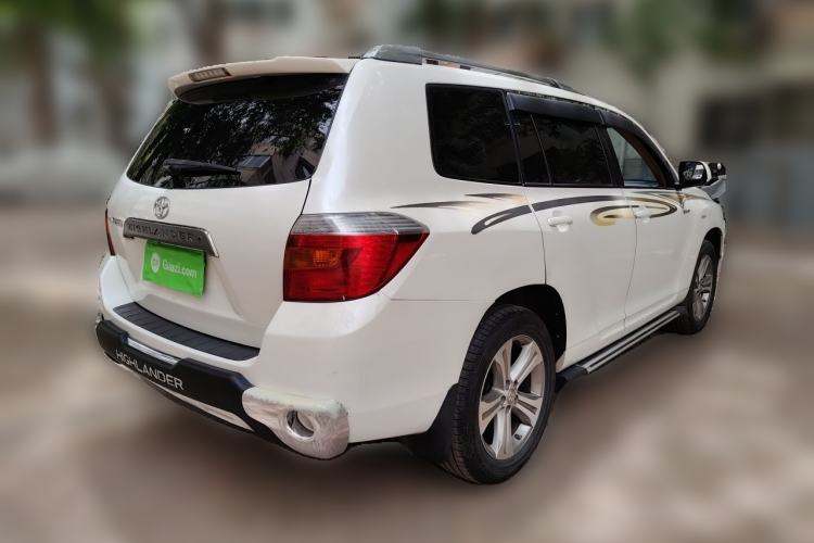 Used Toyota Highlander 2011 2.7L Two-Wheel Drive 5-Seater Sport Edition Rear Right 45 Deg