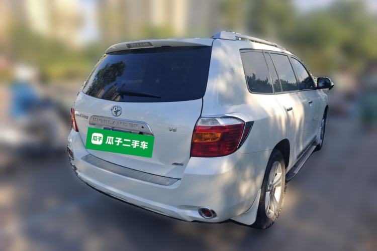 Used Toyota Highlander 2011 2.7L Two-Wheel Drive 7-Seater Supreme Edition Rear Right 45 Deg
