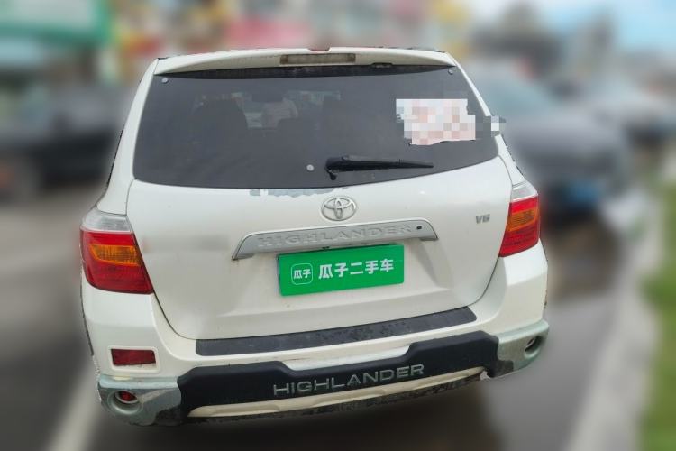 Used Toyota Highlander 2011 2.7L Two-Wheel Drive 7-Seater Supreme Edition Rear