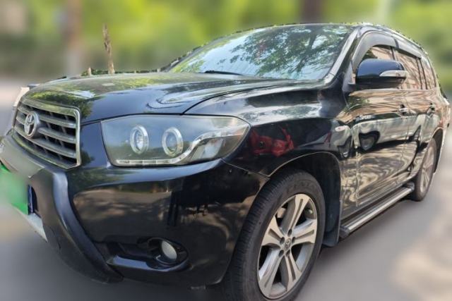 Toyota Highlander 2011 2.7L Two-Wheel Drive 7-Seater Luxury Edition usado