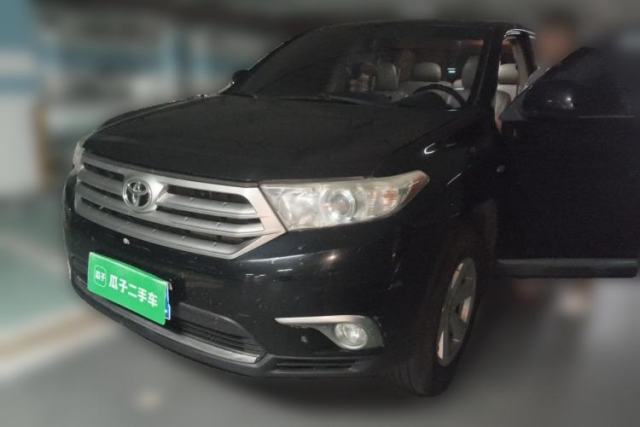 Ojetý Toyota Highlander 2012 2.7L 2WD 5-Seater Elite Edition