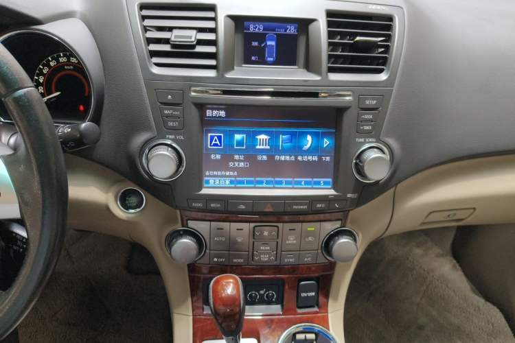 Used Toyota Highlander 2012 3.5L 4x4 7-Seater Ultimate Edition Audio And AC Panel