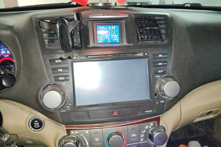 Used Toyota Highlander 2012 2.7L 2WD 5-Seater Elite Edition Audio And AC Panel