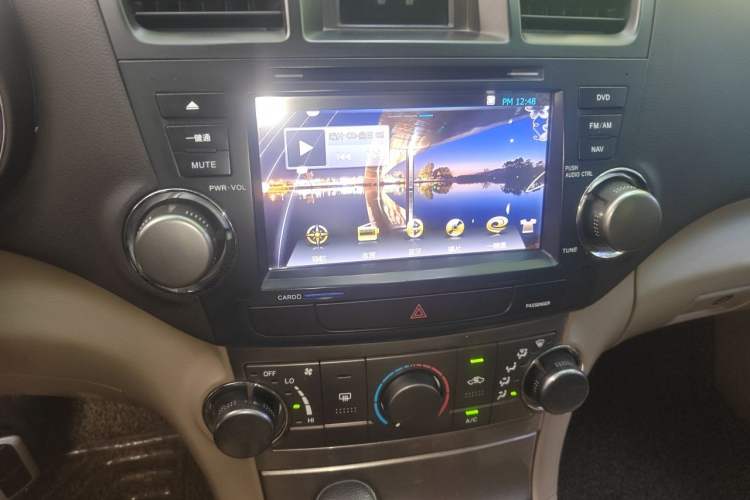 Used Toyota Highlander 2012 2.7L 2WD 5-Seater Elite Edition Audio And AC Panel