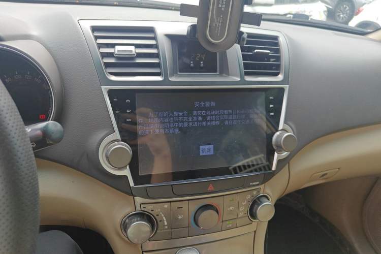 Used Toyota Highlander 2012 2.7L 2WD 5-Seater Elite Edition Audio And AC Panel