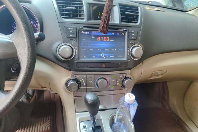 Used Toyota Highlander 2012 2.7L 2WD 5-Seater Elite Edition Audio And AC Panel