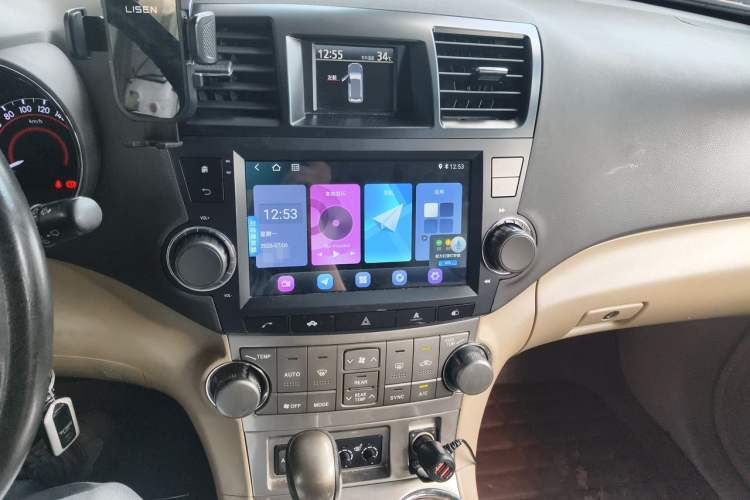 Used Toyota Highlander 2012 2.7L Two-Wheel Drive 7-Seater Luxury Edition Audio And AC Panel