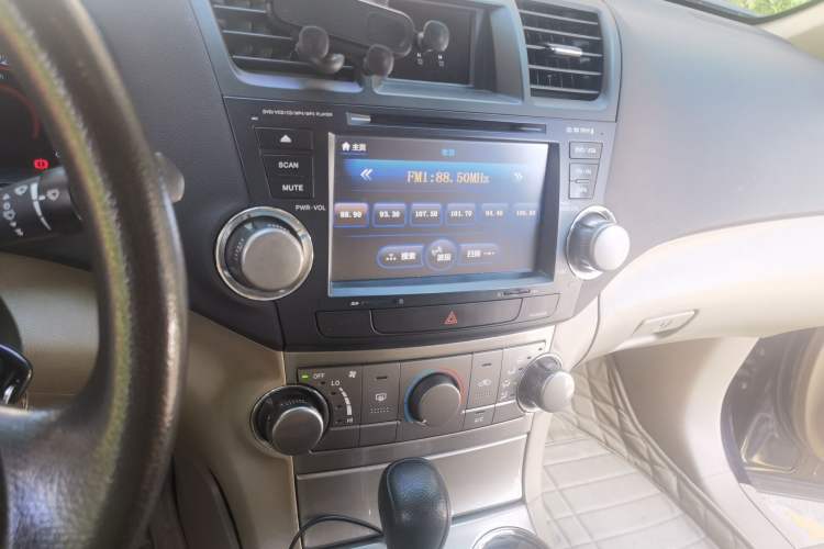 Used Toyota Highlander 2012 2.7L 2WD 5-Seater Elite Edition Audio And AC Panel