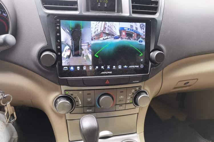 Used Toyota Highlander 2012 3.5L 4x4 7-Seater Elite Edition Audio And AC Panel