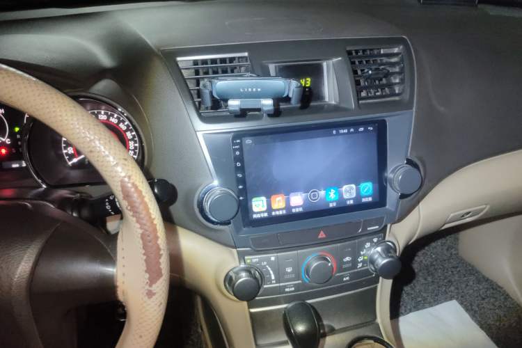Used Toyota Highlander 2012 3.5L 4x4 7-Seater Elite Edition Audio And AC Panel