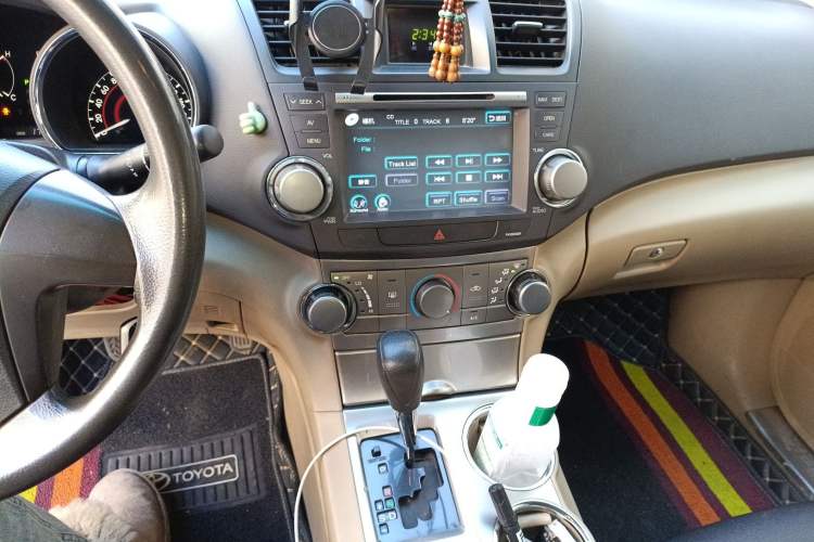 Used Toyota Highlander 2012 2.7L 2WD 5-Seater Elite Edition Audio And AC Panel