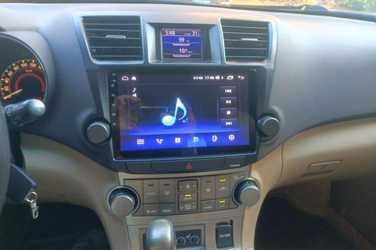 Used Toyota Highlander 2012 2.7L Two-Wheel Drive 7-Seater Luxury Edition Audio And AC Panel