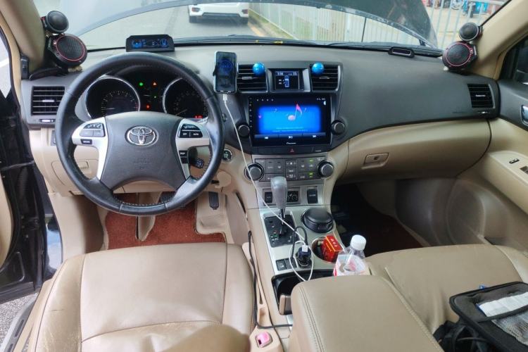 Used Toyota Highlander 2012 3.5L 4x4 7-Seater Luxury Edition Center Console