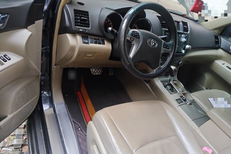 Used Toyota Highlander 2012 3.5L 4x4 7-Seater Luxury Edition Center Console