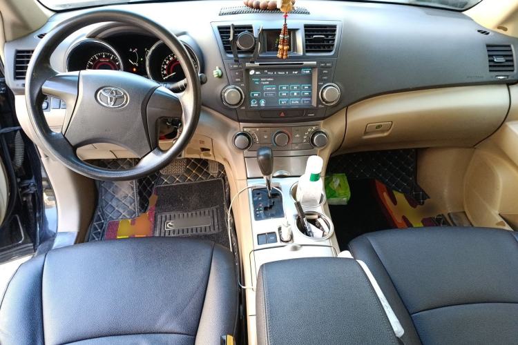 Used Toyota Highlander 2012 2.7L 2WD 5-Seater Elite Edition Center Console