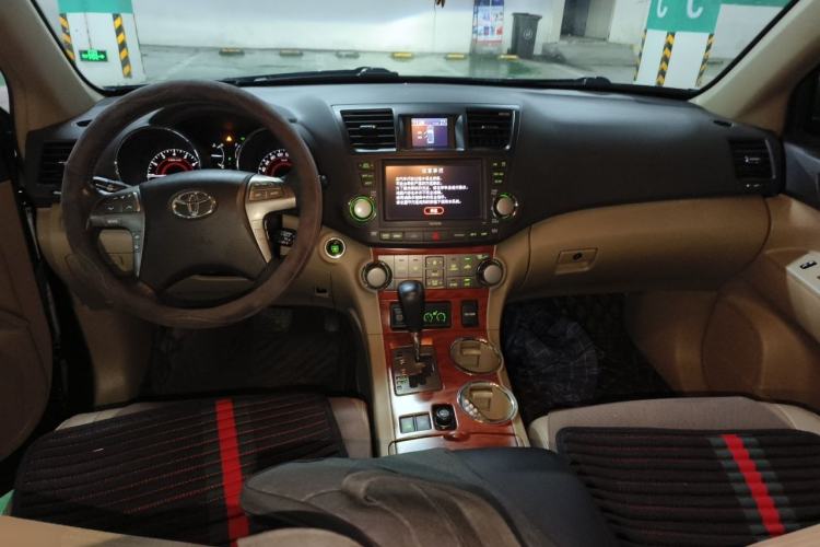 Used Toyota Highlander 2012 3.5L 4x4 7-Seater Ultimate Edition Center Console