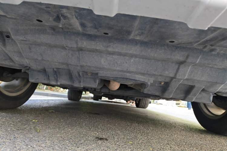 Used Toyota Highlander 2012 2.7L Two-Wheel Drive 7-Seater Luxury Edition Chassis Front