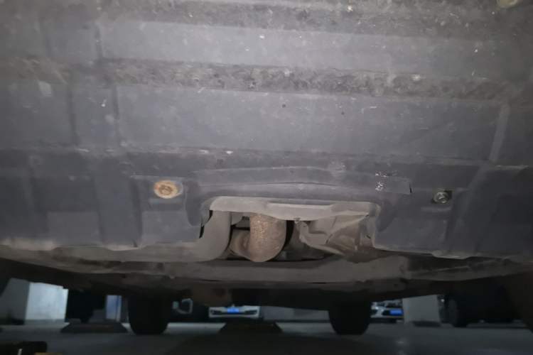 Used Toyota Highlander 2012 2.7L 2WD 5-Seater Elite Edition Chassis Front