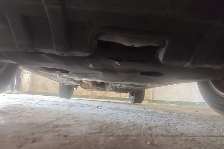 Used Toyota Highlander 2012 2.7L 2WD 5-Seater Elite Edition Chassis Front