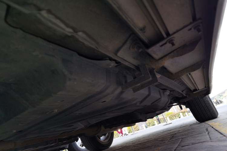 Used Toyota Highlander 2012 2.7L Two-Wheel Drive 7-Seater Luxury Edition Chassis Front Left
