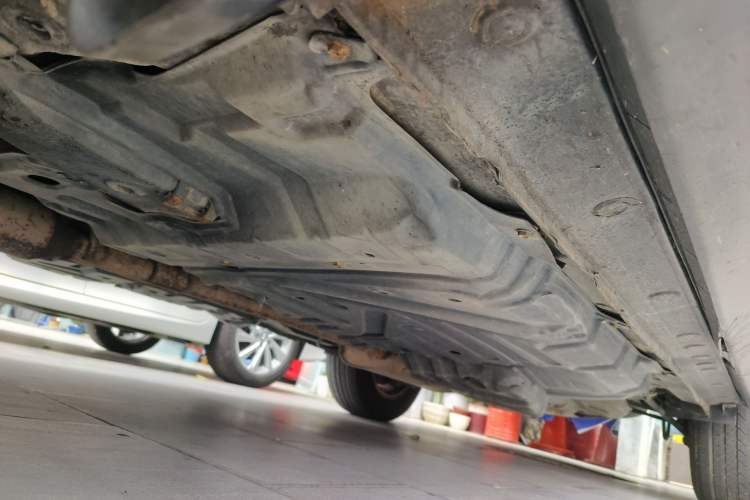 Used Toyota Highlander 2012 2.7L Two-Wheel Drive 7-Seater Elite Edition Chassis Front Left