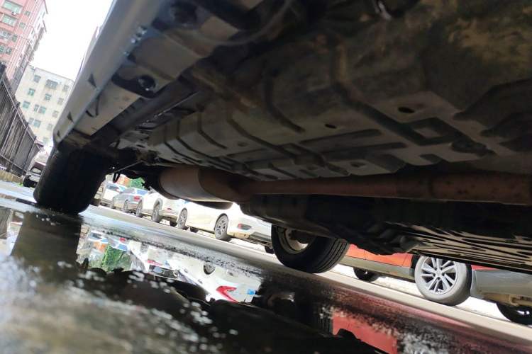 Used Toyota Highlander 2012 2.7L Two-Wheel Drive 7-Seater Luxury Edition Chassis Front Right