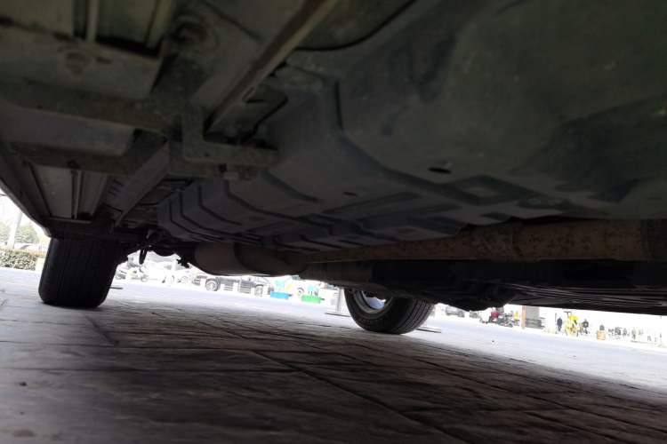 Used Toyota Highlander 2012 2.7L Two-Wheel Drive 7-Seater Luxury Edition Chassis Front Right
