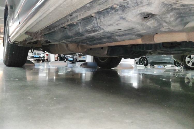 Used Toyota Highlander 2012 2.7L 2WD 5-Seater Elite Edition Chassis Front Right